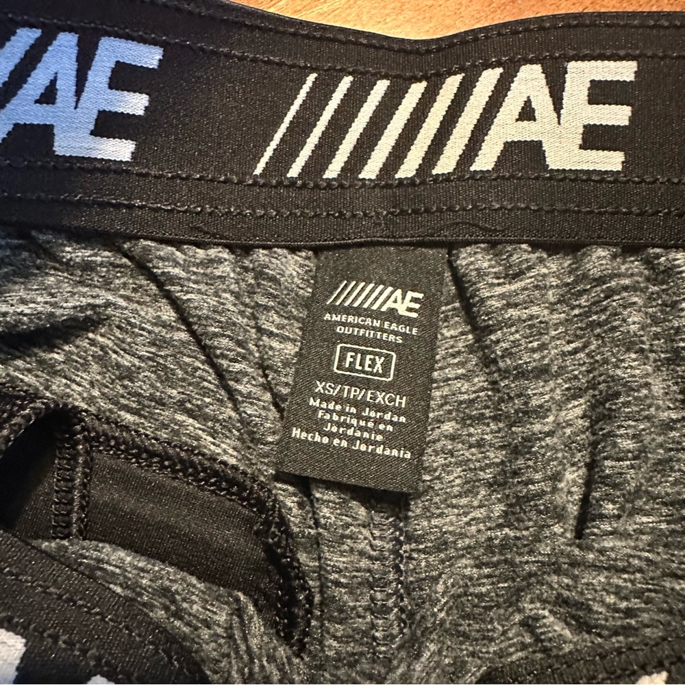 American Eagle Active Joggers XSmall - Picture 13 of 13